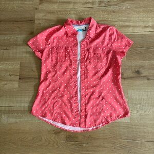 Medium Women’s Magellan Fish Gear Shirt